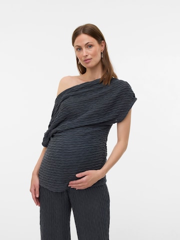 Vero Moda Maternity Top in Grey: front