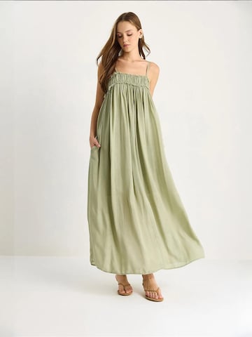 Abito estivo di Bianco Lucci in verde