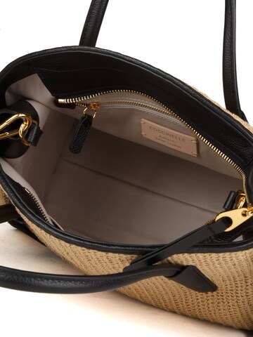 Coccinelle Handtasche 'Coccinelle TYLDE Handbag'‌‌‌‌‌‌ in Beige