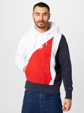 Tommy Jeans Sweatshirt i vit: framsida