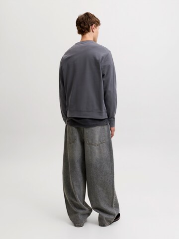 JACK & JONES Majica 'JJEArchive' | siva barva