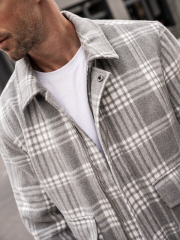 DAN FOX APPAREL Jacke 'Taylan' in Grau