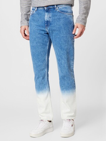 Tommy Jeans Regular Jeans 'ETHAN' in Blauw: voorkant