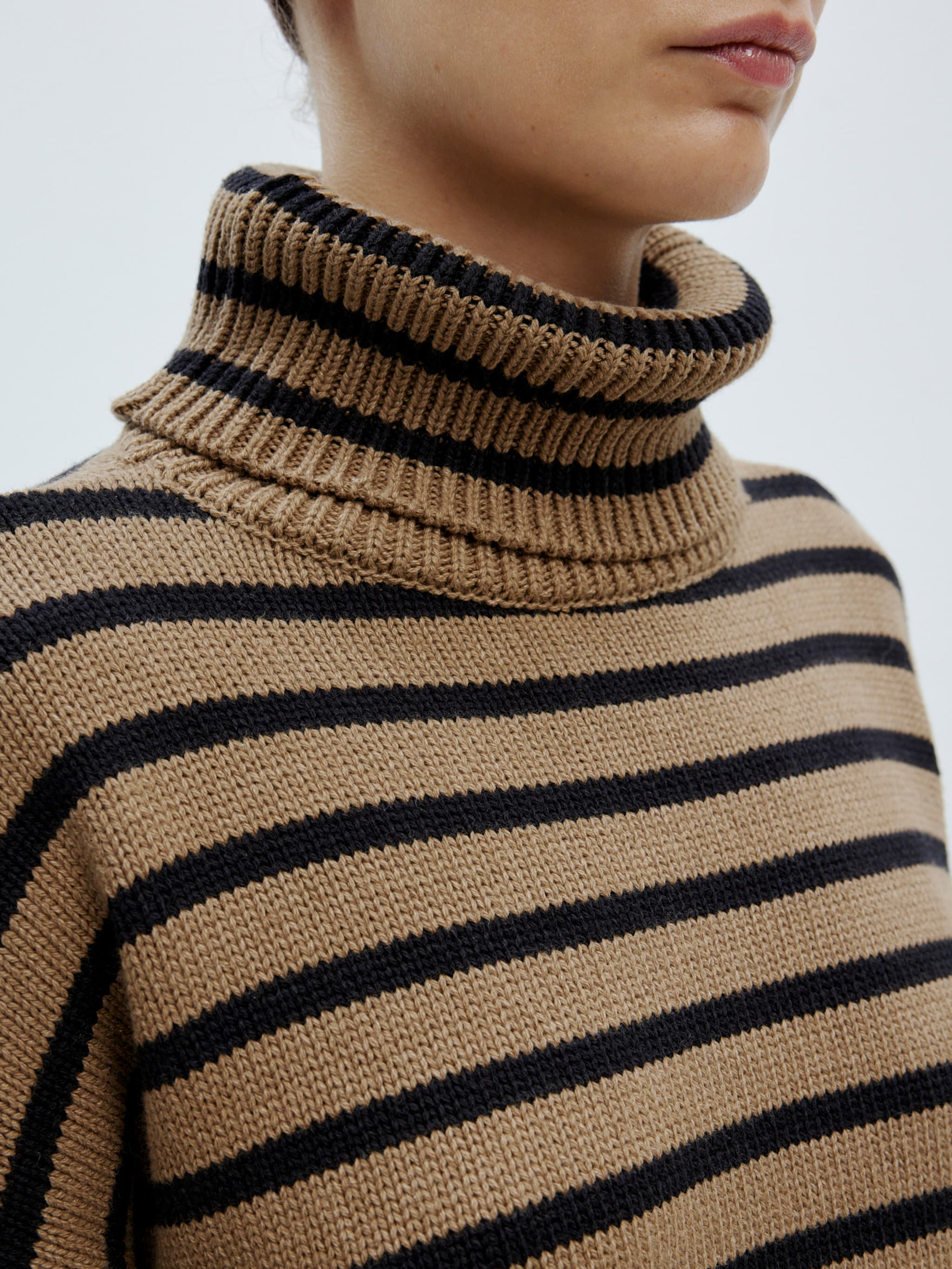 EDITED Produkte Pullover 'Devi' schwarz