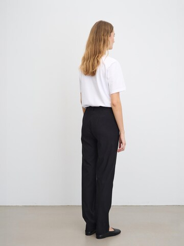 LAURIE Regular Trousers 'Taylor' in Black