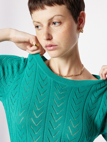 VILA Sweater 'Shelley' in Green