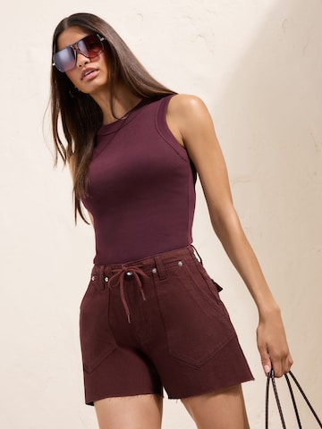 Friends Like These Regular Jeans in Rot
