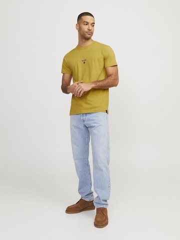 T-Shirt R.D.D. ROYAL DENIM DIVISION en jaune