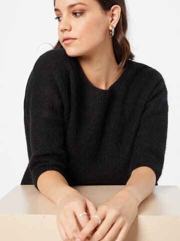 SOAKED IN LUXURY Sweater 'Tuesday' in Black