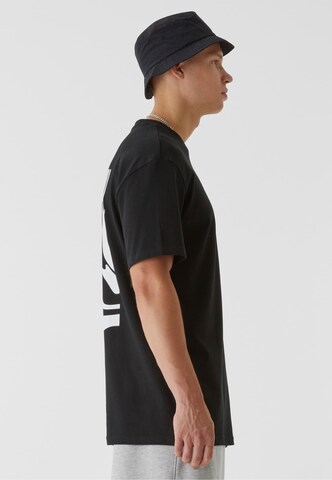 Lost Youth T-Shirt 'Chaos' in Schwarz