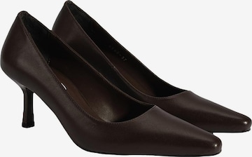 Desa - Zapatos con plataforma 'Slip-Ons' en marrón: frente