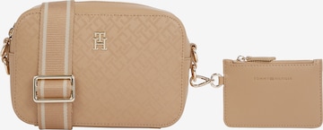 TOMMY HILFIGER Чанта с презрамки 'Distinct' в зелено: отпред