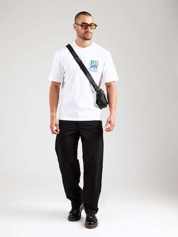 Tricou 'Dartox_RB' de la HUGO pe alb