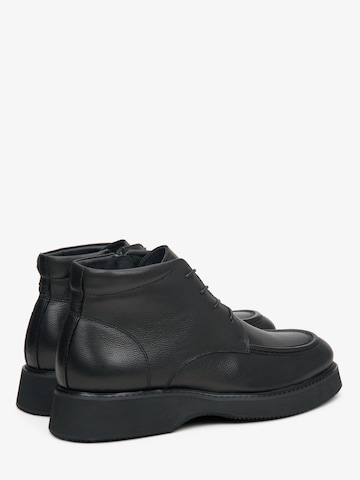 Estro Boots '2236-78' in Black