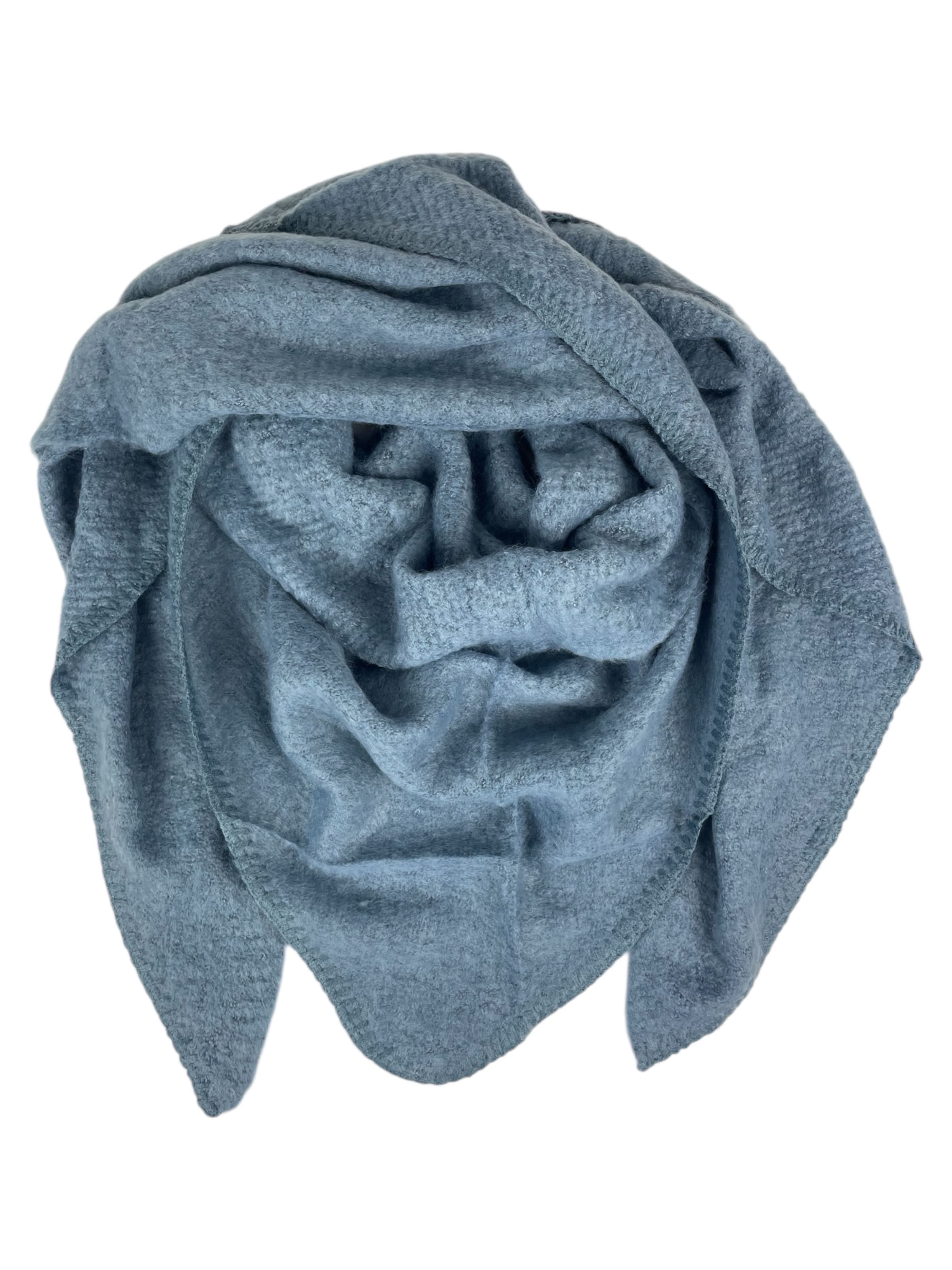 Kumixi Oversized Scarf in Blue: front