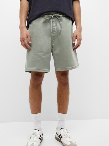 Pull&Bear Regular Pants in Green