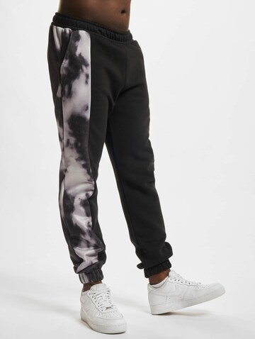 Thug Life Tapered Pants in Black