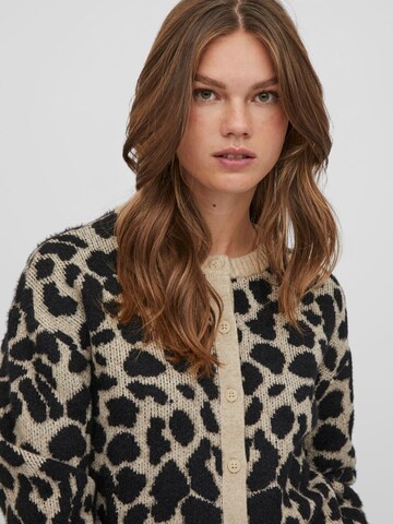 VILA Strickjacke in Beige