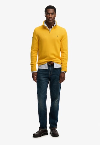 Superdry Pullover in Gelb