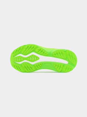 Chaussure de course saucony en vert