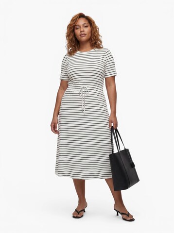 Robe 'CARBloom' ONLY Carmakoma en blanc