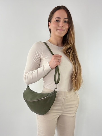 lePelou Fanny Pack in Green