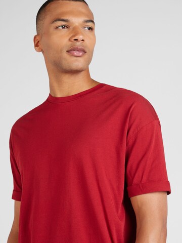 DRYKORN Regular fit T-shirt 'Thilo' i röd