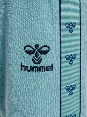 Effilé Pantalon de sport 'Wulba' Hummel en bleu