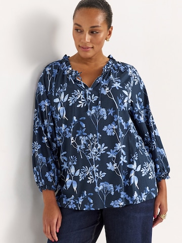Cellbes of Sweden Gemustertes Jersey-Top mit Rüschenkante in Blau: Vorderseite
