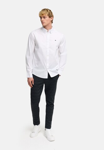 Kronstadt Regular fit Button Up Shirt 'Brad' in White