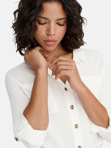 ONLY - Blusa 'ONLY ONLYASMIN SHIRT L/S WVN NOOS CAMICIA' en blanco
