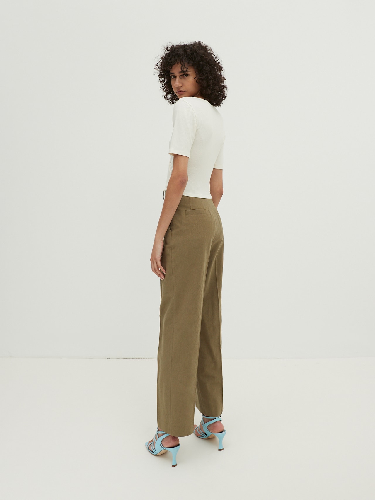 EDITED Shirt 'Leia' Wit