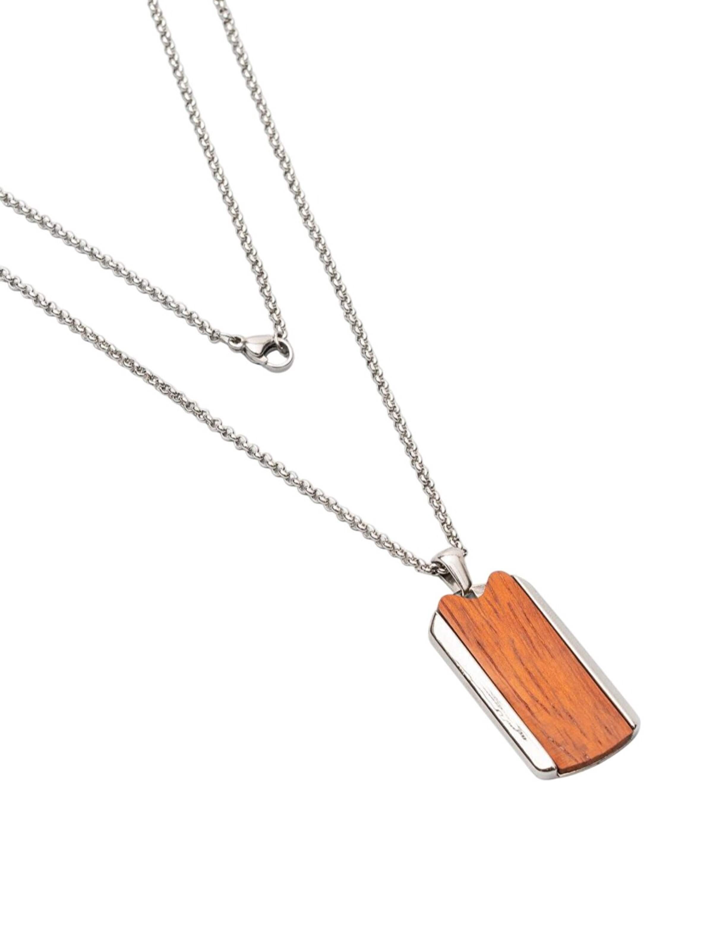 So Chic Necklace in Silver: front