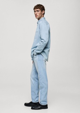 MANGO MAN Regular fit Button Up Shirt in Blue