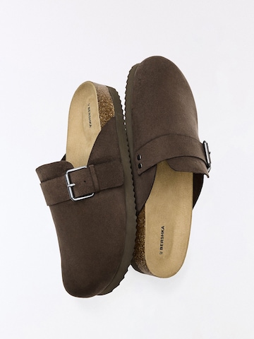 Zoccoletto di Bershka in marrone