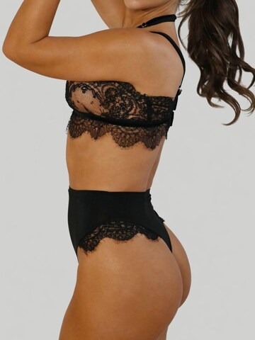 Muse Allure Tanga – černá