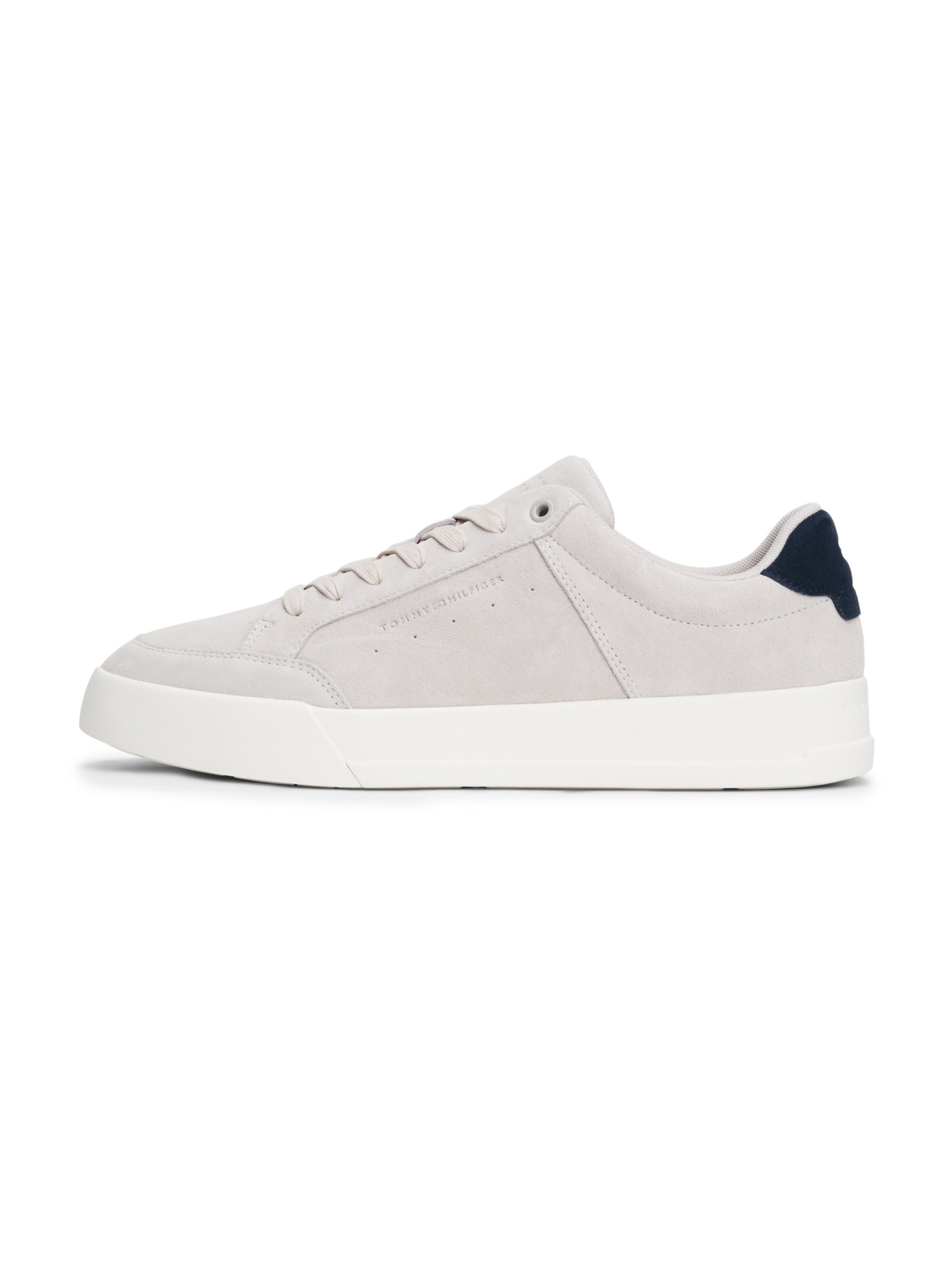 Baskets basses TOMMY HILFIGER en gris : devant