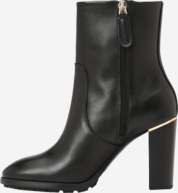 TOMMY HILFIGER Ankle Boots in Black