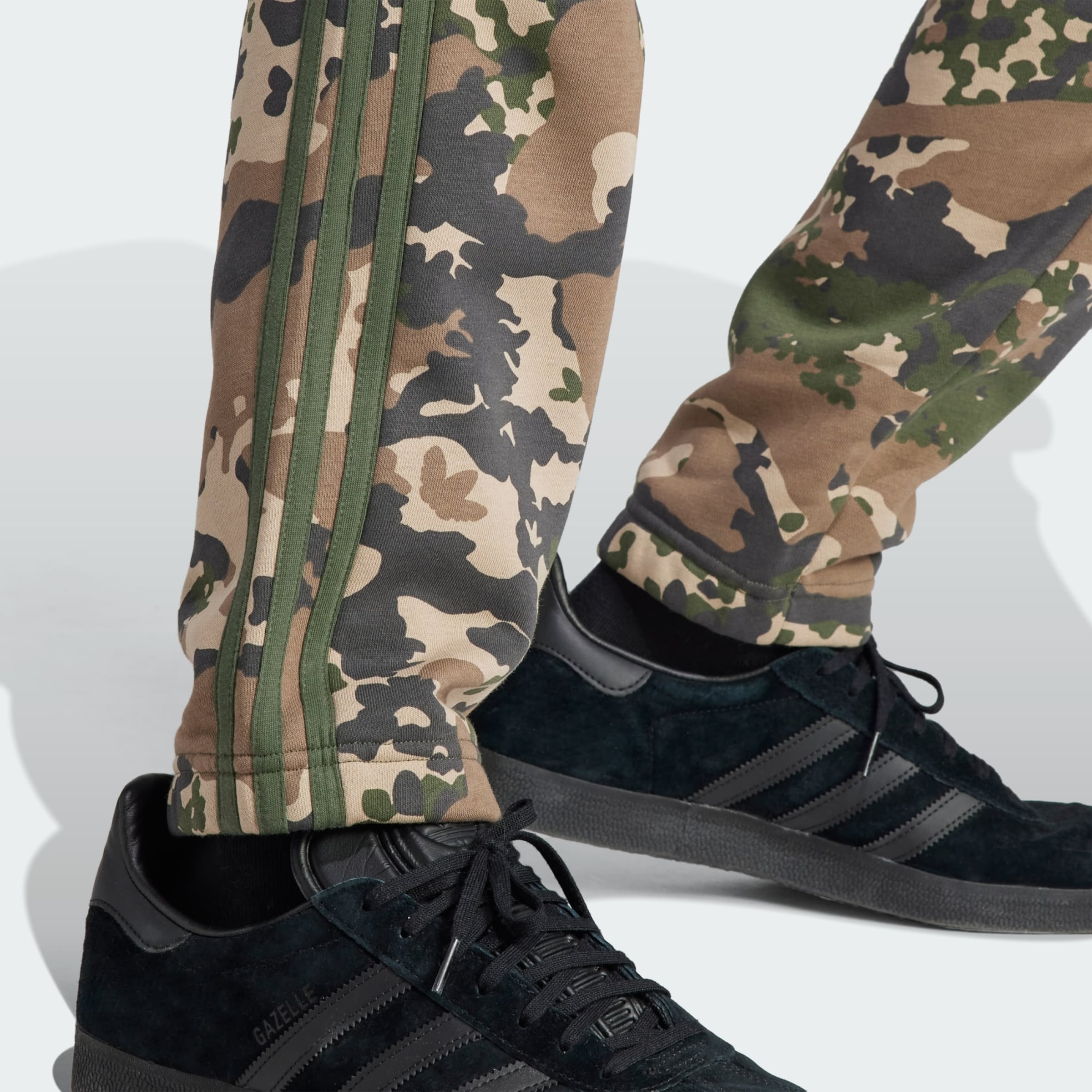 Adidas camouflage hose hotsell