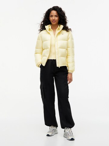Tommy Jeans Winterjas in Geel