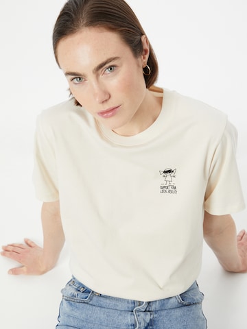 Iriedaily Тениска 'Support' в бяло
