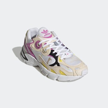 ADIDAS ORIGINALS Sneaker 'Astir Thebe Magugu' in Weiß