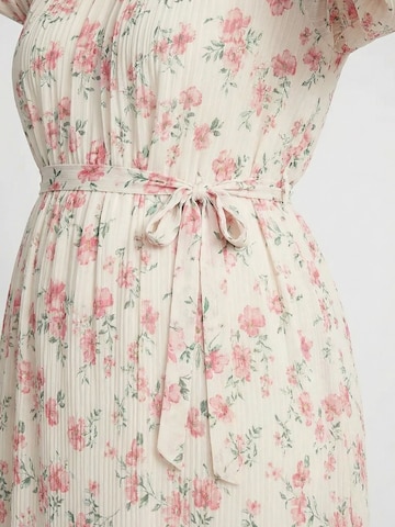 Guido Maria Kretschmer Curvy Mekko 'Penelope' värissä valkoinen