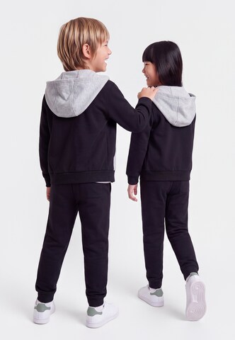 Set de la Nike Sportswear pe negru