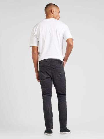 Tommy Jeans Regular Jeans 'SIMON' in Black