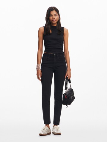 regular Jeans di Desigual in nero