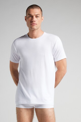 IUMAN Intimissimi Shirt in White