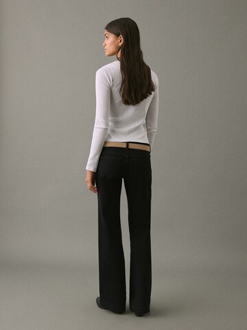 MANGO TEEN Flared Jeans in Schwarz