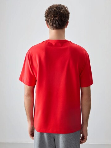 Tommy Life T-Shirts in Rot