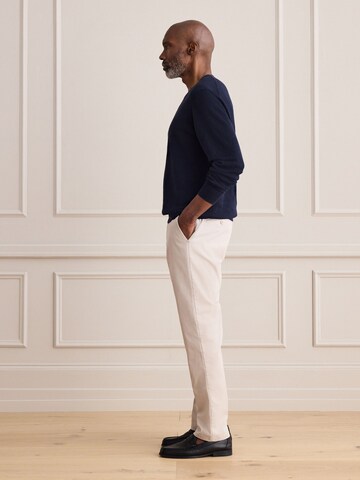 Next Слим Брюки-чинос 'Ultimate' в Белый